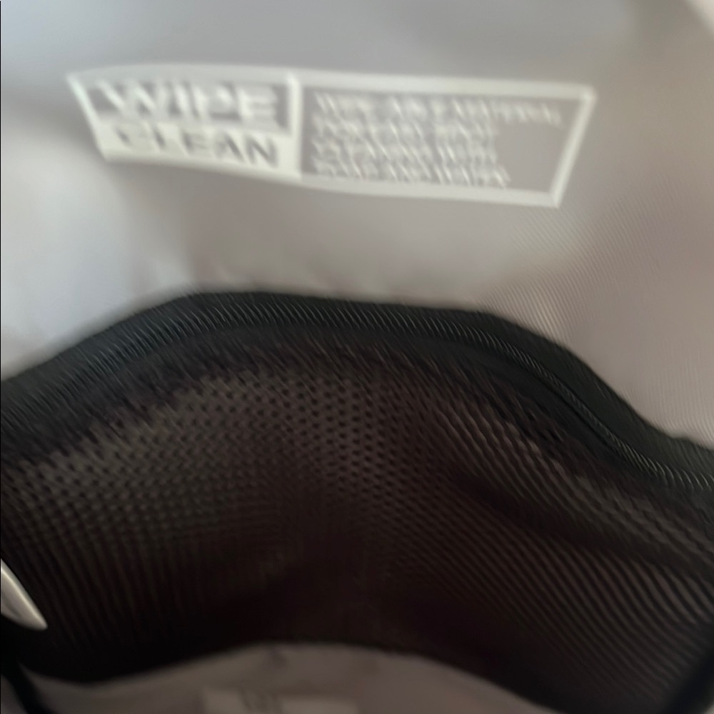 Adidas Tan Belt Bag Sleek Modern Design - Picture 5 of 9